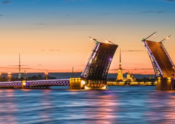 The Drawing Bridges in St. Petersburg
